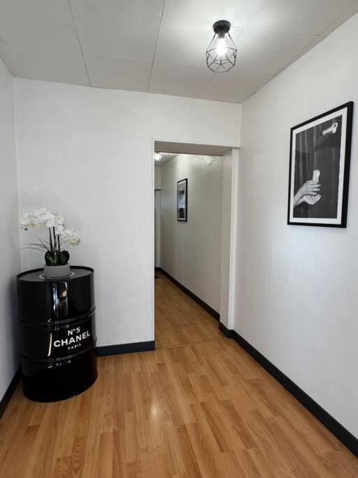 Luxury Room - Havre De Paix Avec Jacuzzi Prive Bar-le-Duc Bagian luar foto